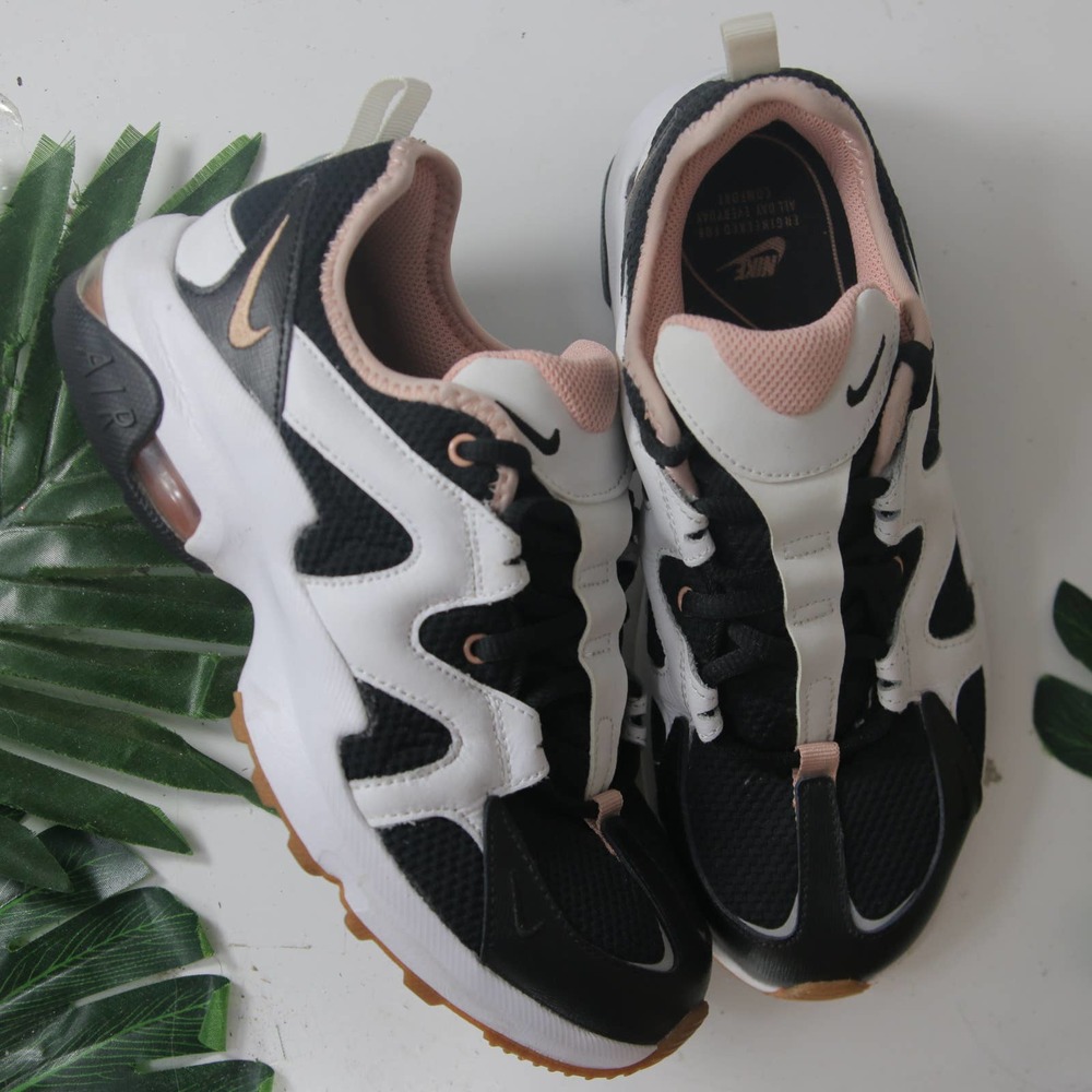 Nike AIr Max Graviton Pink White Black Womens Sneakers 002933 6.5 Womens/5 Youth